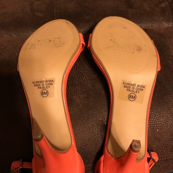 Peach Heels - Picture 4 of 4